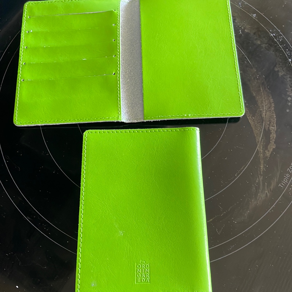 Passport/Wallets